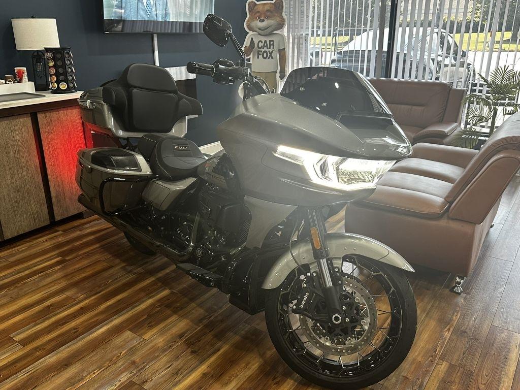 Harley-Davidson FLTRXSE  2023