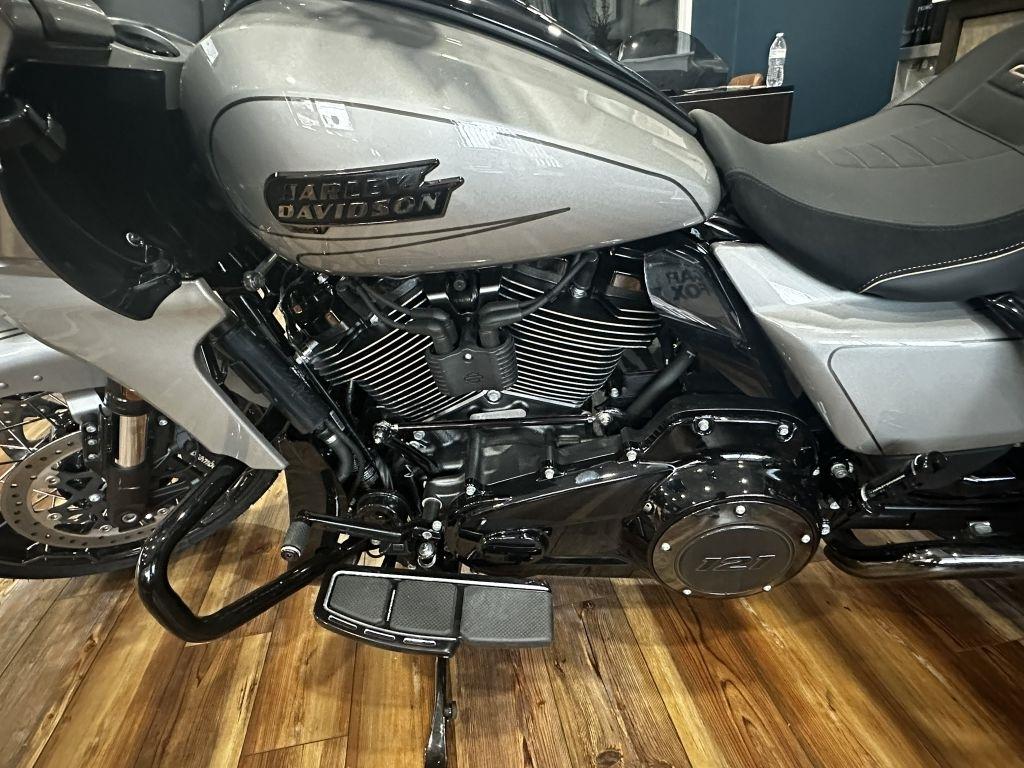Harley-Davidson FLTRXSE  2023