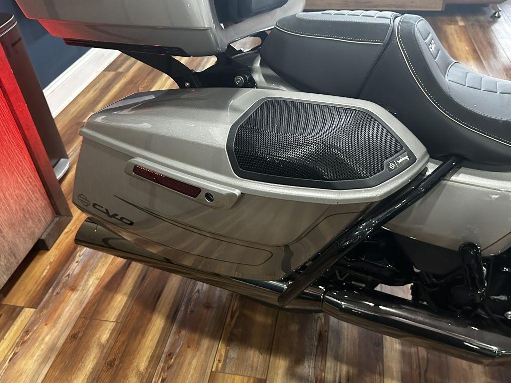Harley-Davidson FLTRXSE  2023