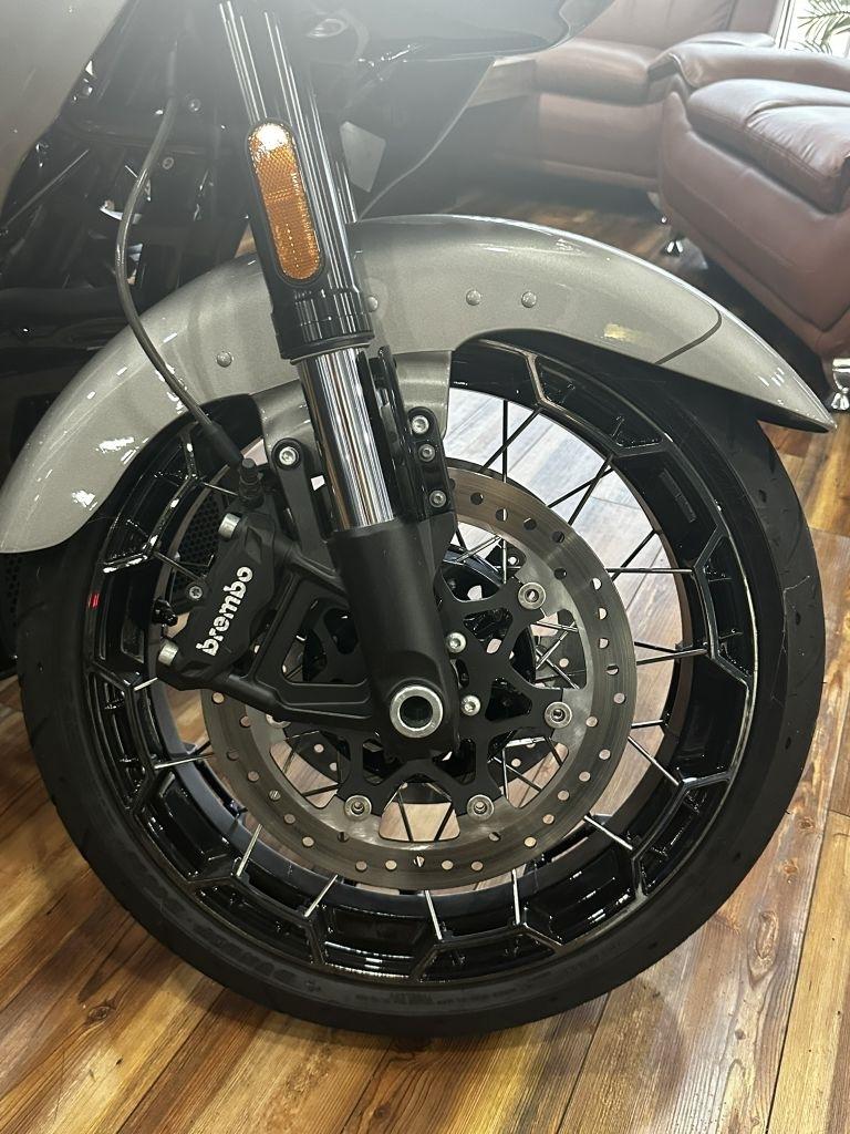 Harley-Davidson FLTRXSE  2023