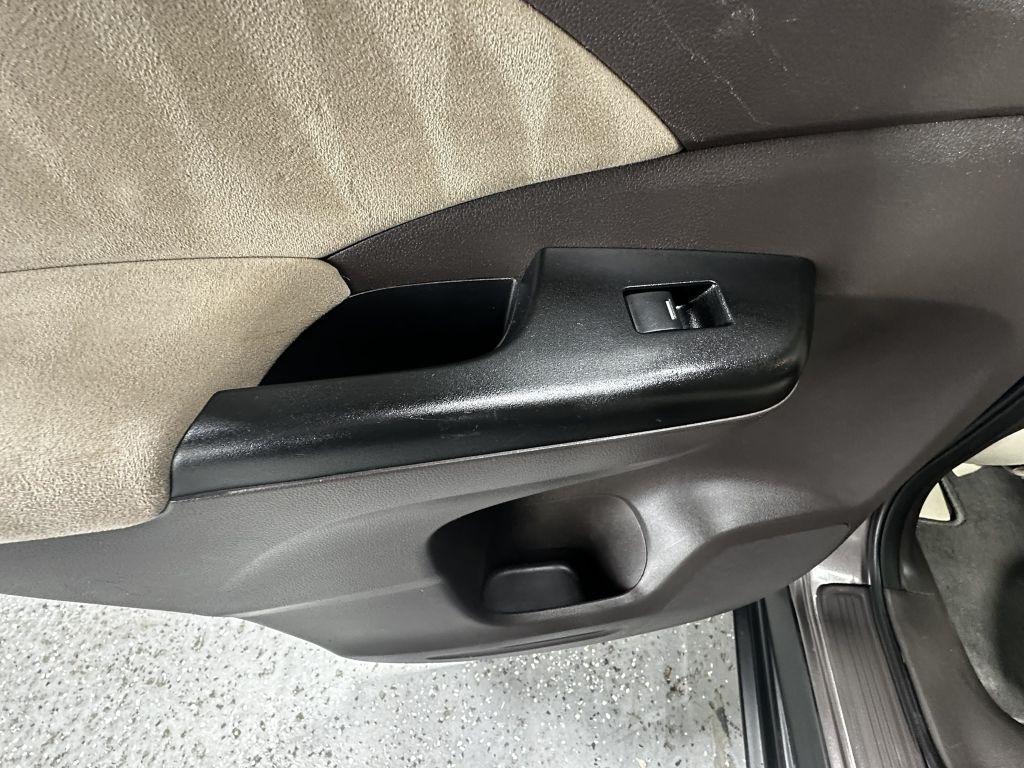 Honda CR-V EX 4WD 5-Speed AT 2012