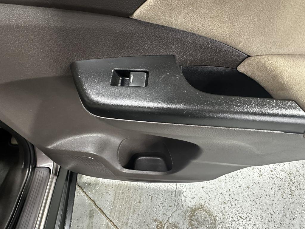 Honda CR-V EX 4WD 5-Speed AT 2012