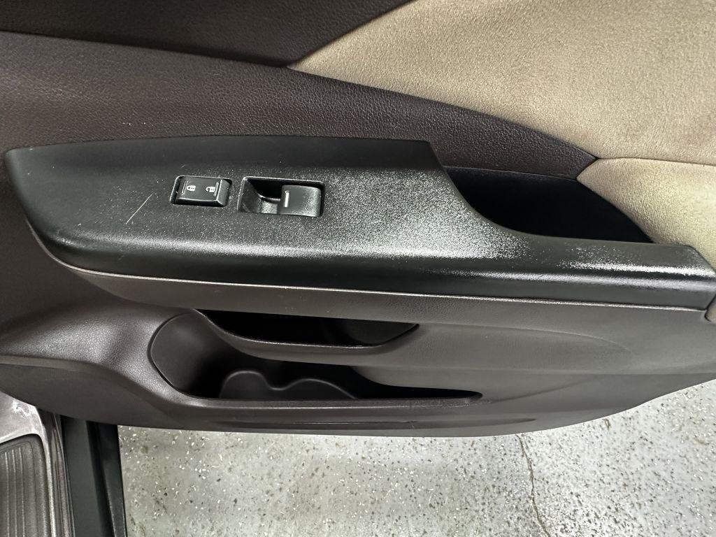 Honda CR-V EX 4WD 5-Speed AT 2012