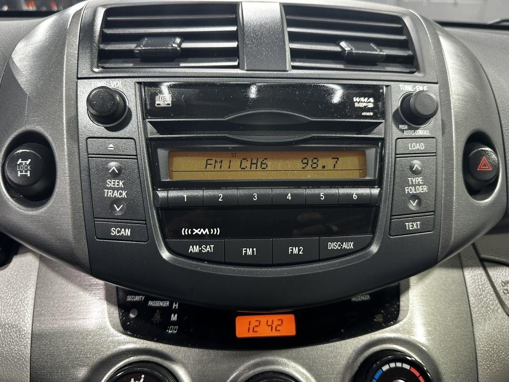 Toyota RAV4 Base I4 4WD 2011