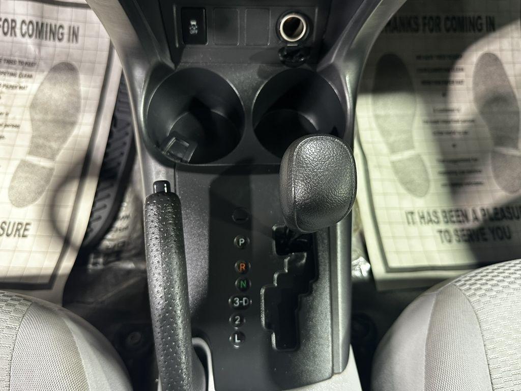 Toyota RAV4 Base I4 4WD 2011