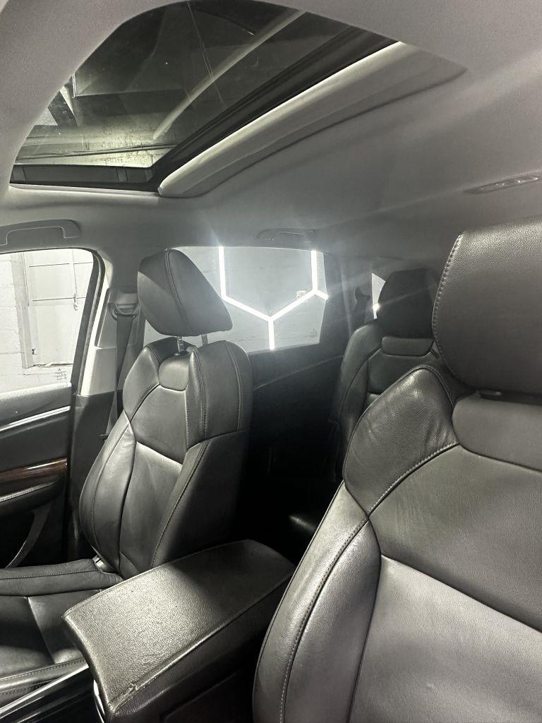 Acura MDX SH-AWD 9-Spd AT 2018