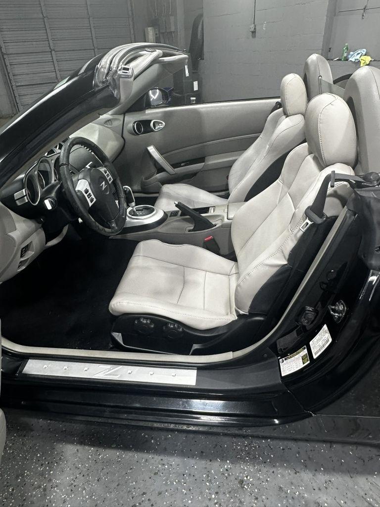 Nissan 350Z Enthusiast Roadster 2007