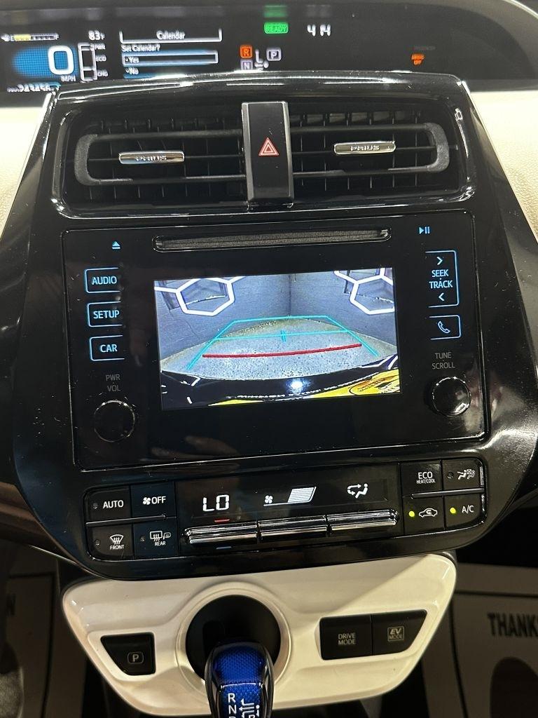 Toyota Prius Two Eco 2016