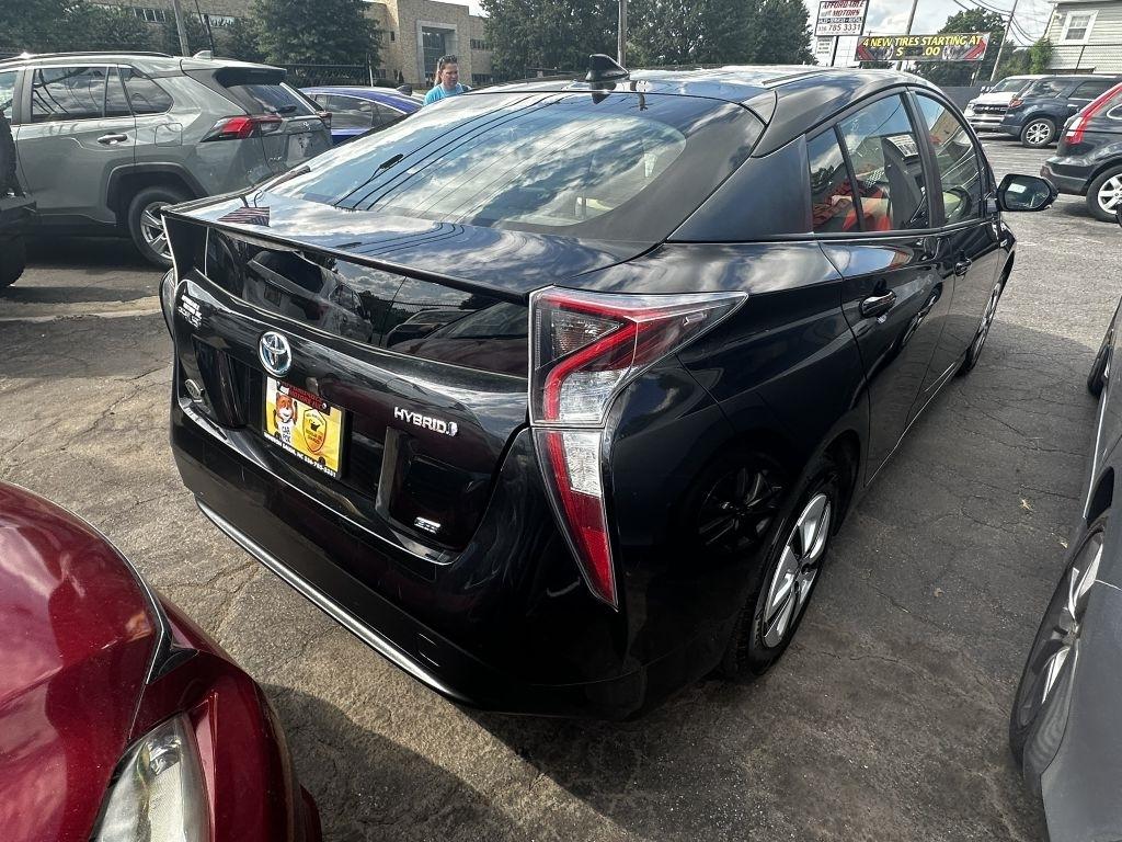 Toyota Prius Two Eco 2016