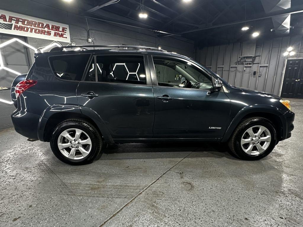 Toyota RAV4 Limited V6 4WD 2009