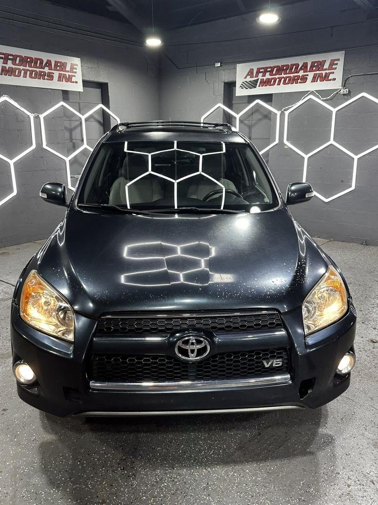 Toyota RAV4 Limited V6 4WD 2009