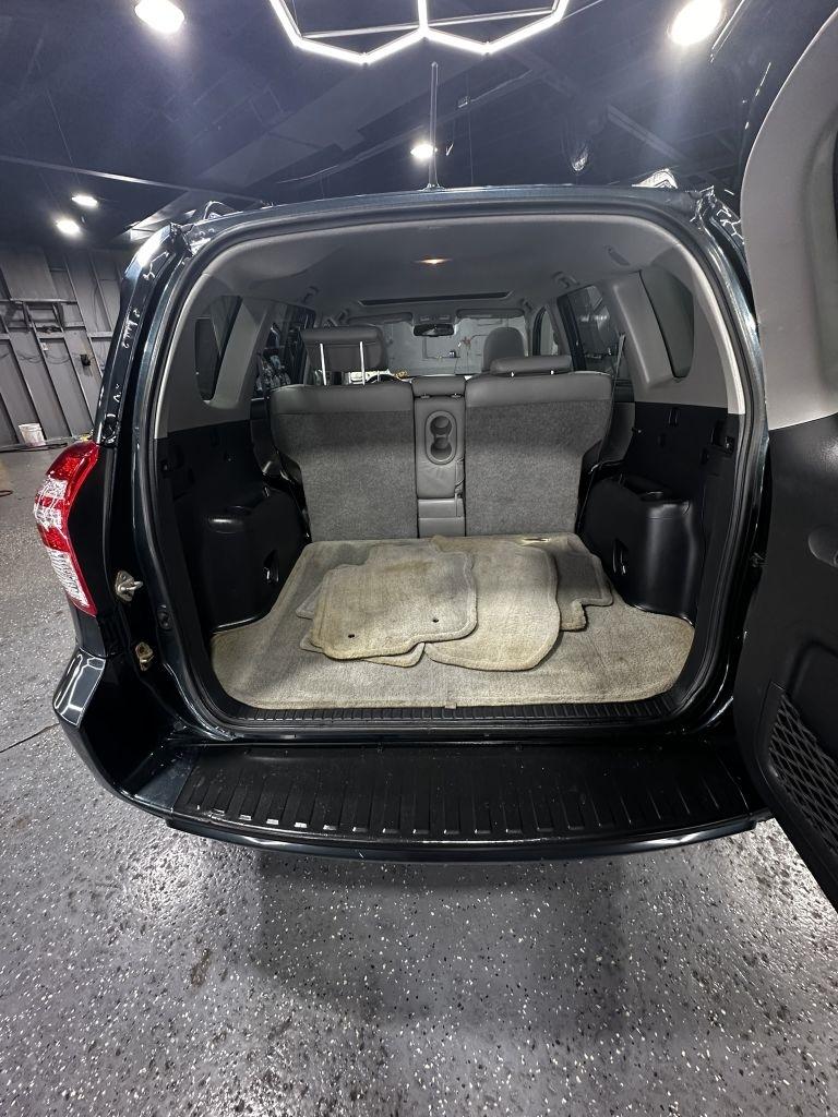 Toyota RAV4 Limited V6 4WD 2009