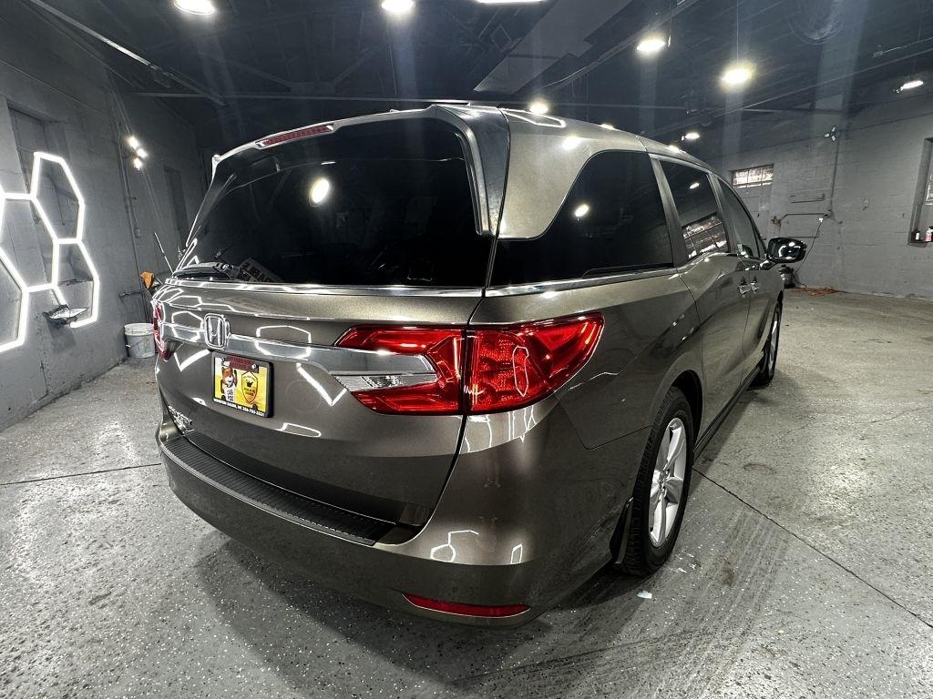 Honda Odyssey photo 5