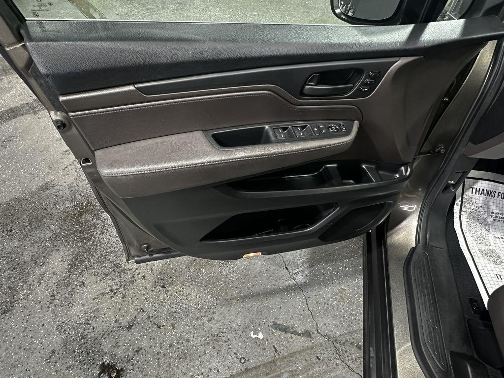 Honda Odyssey photo 10