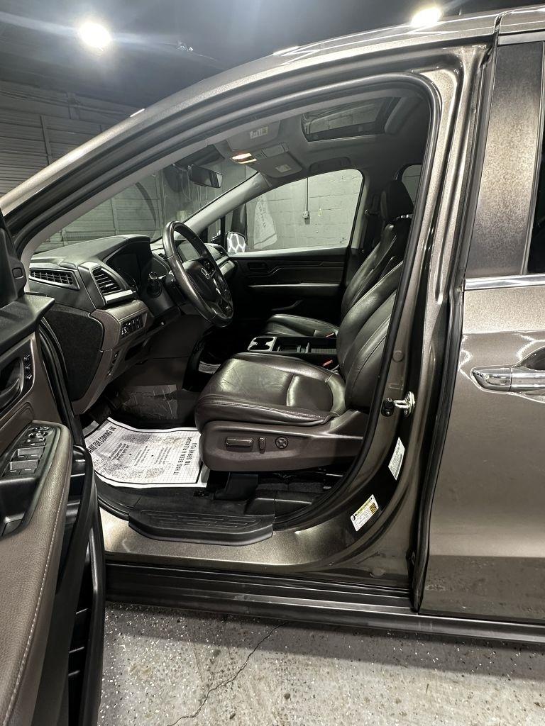 Honda Odyssey photo 11