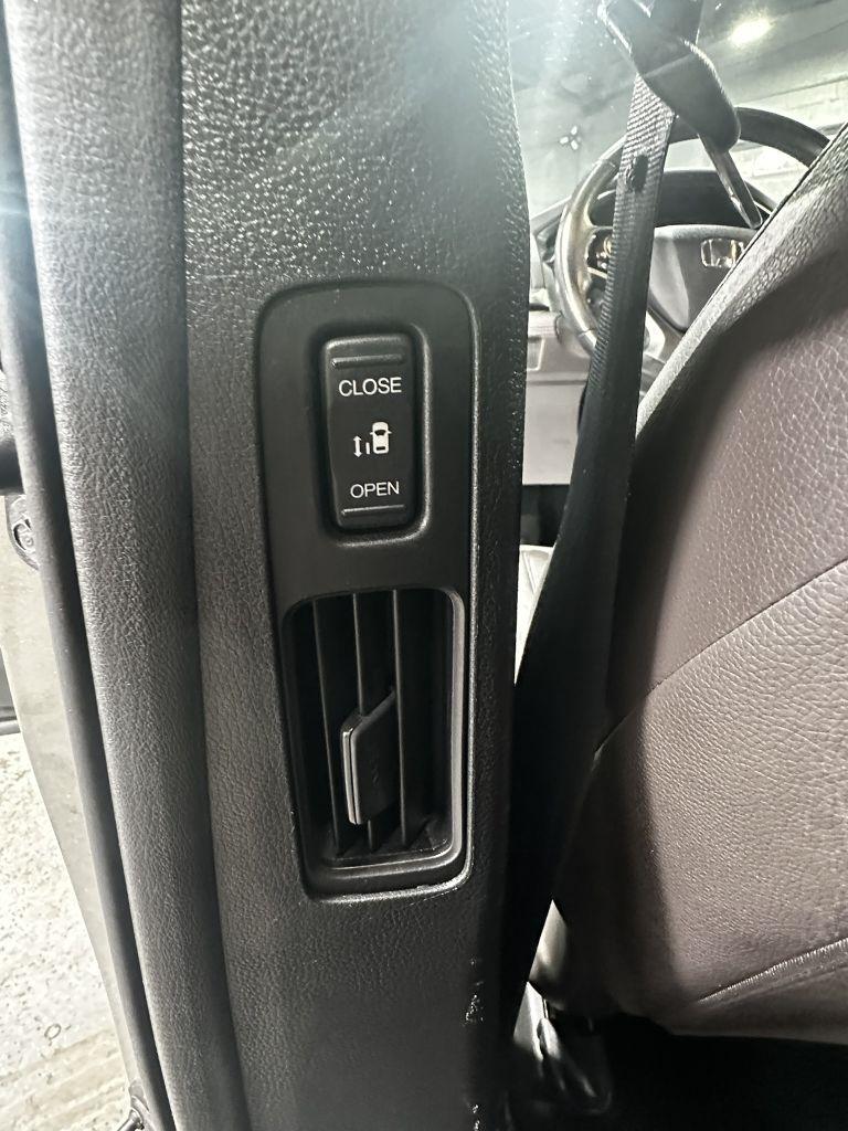 Honda Odyssey photo 22