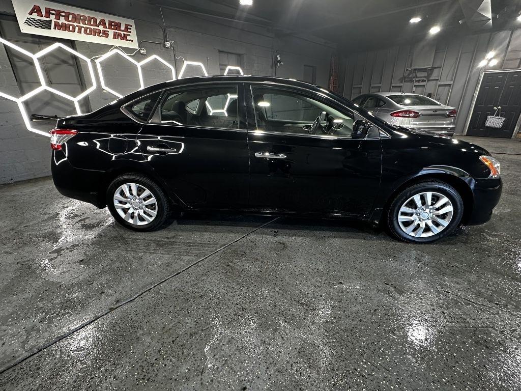 Nissan Sentra photo 5