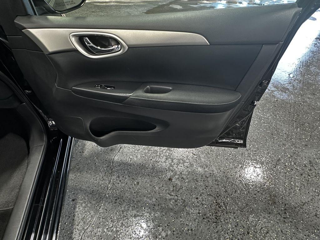 Nissan Sentra photo 20