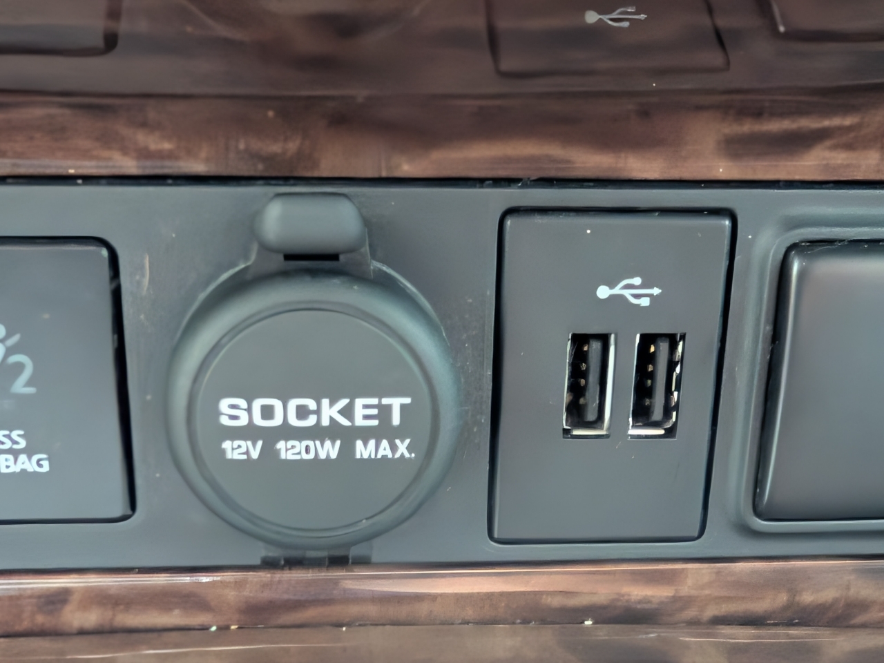 Nissan Armada SL 4D SUV RWD 2018