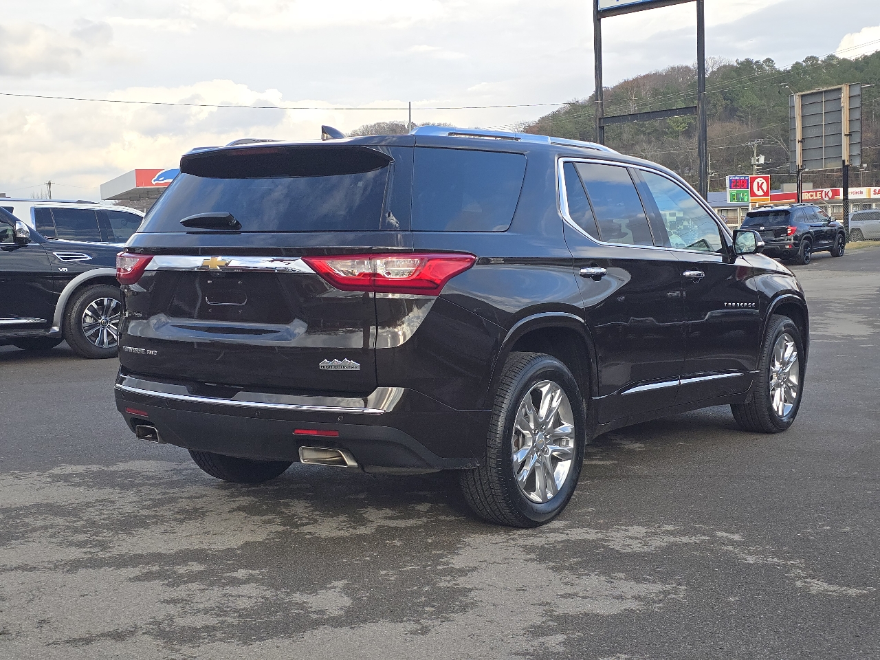 2019 Chevrolet Traverse High Country RS photo 3