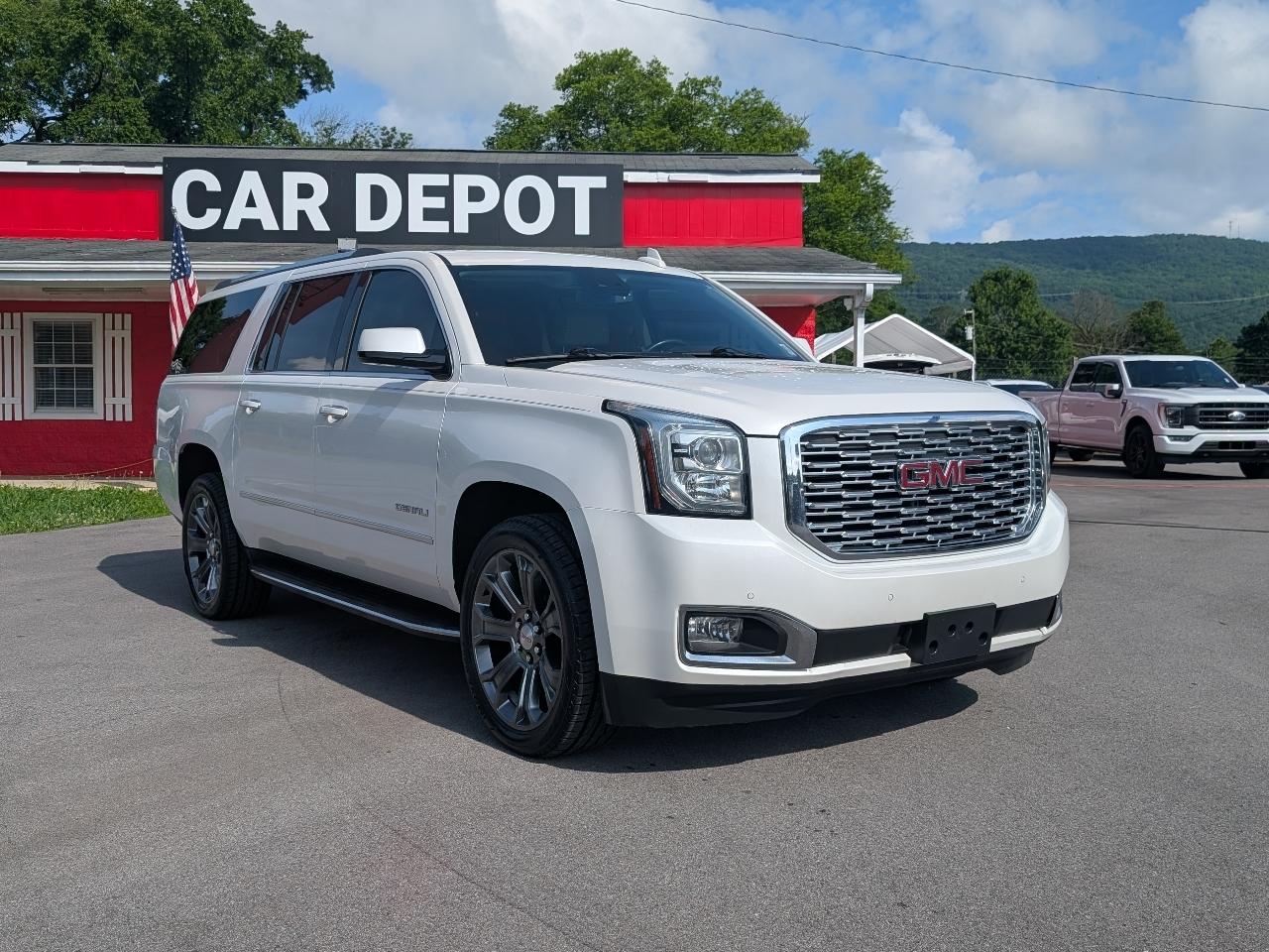 2020 GMC Yukon XL Denali - Photo 6