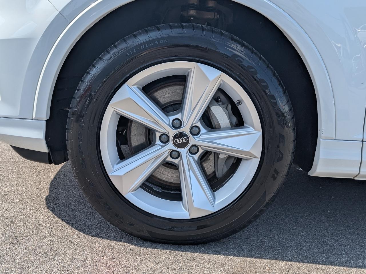 2023 Audi Q7 Premium - Photo 25