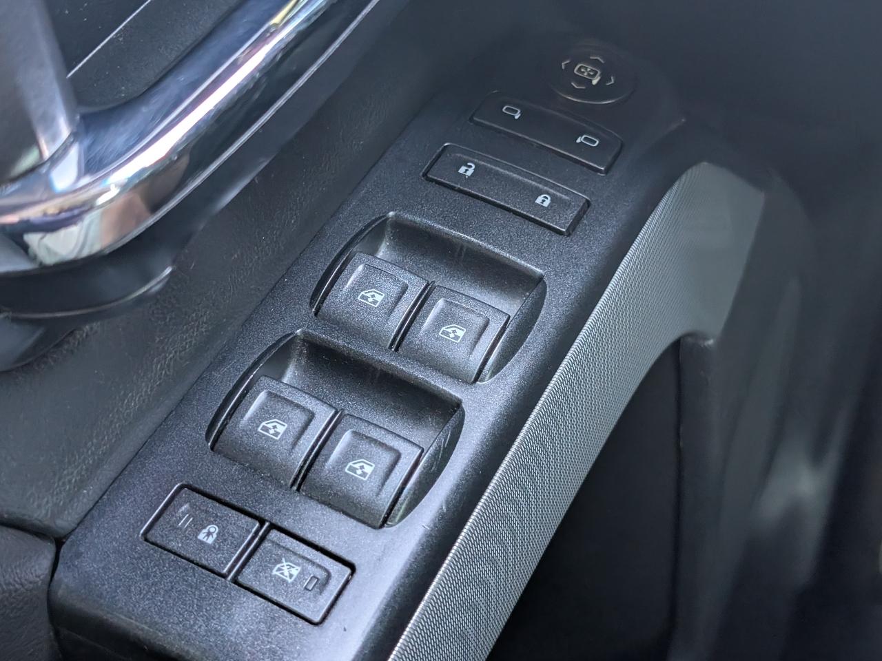 Chevrolet Silverado photo 9