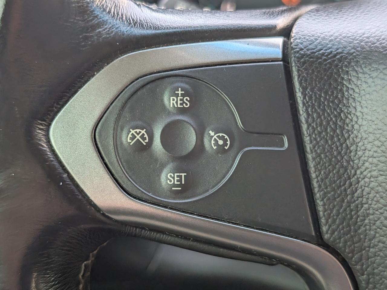 Chevrolet Silverado photo 12