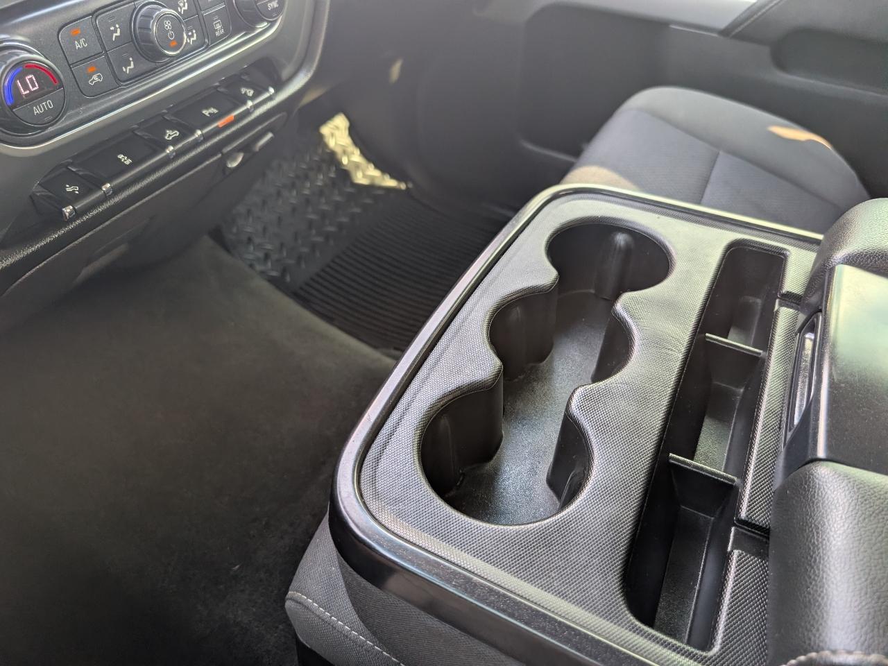 Chevrolet Silverado photo 21