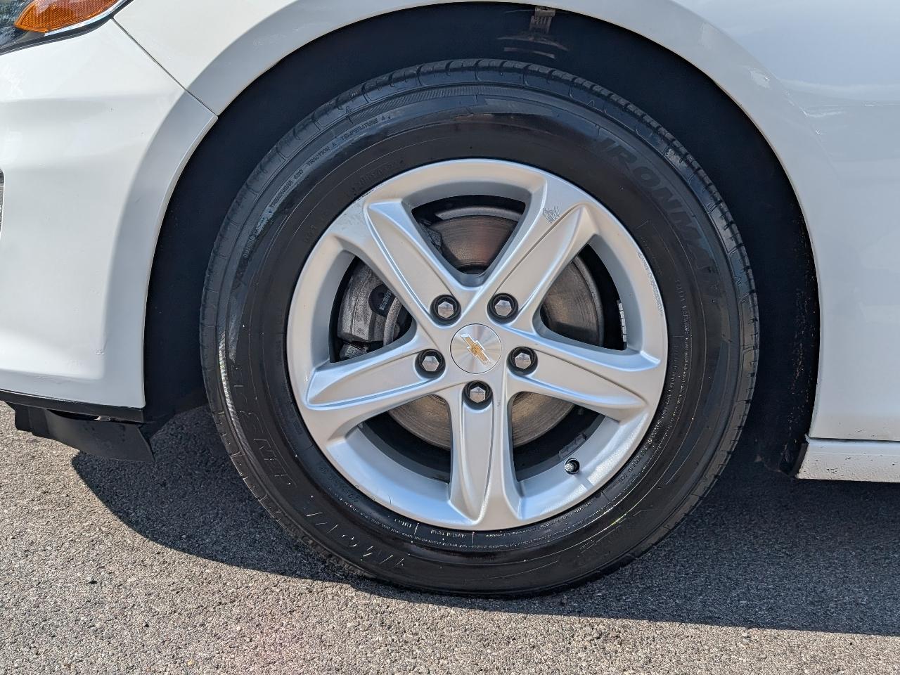 Chevrolet Malibu photo 23