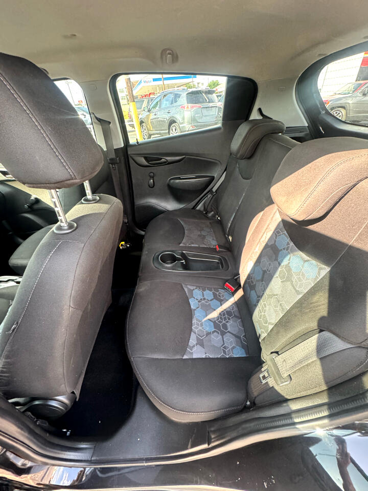 2018 Chevrolet Spark LS photo 10