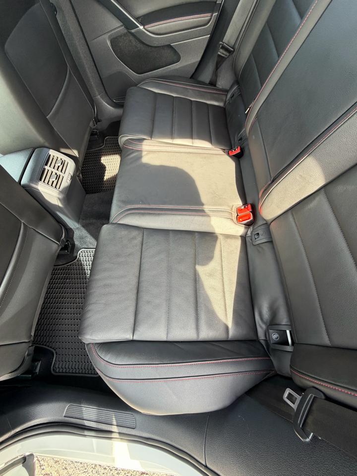 Volkswagen GTI SE 6A 4-Door 2016