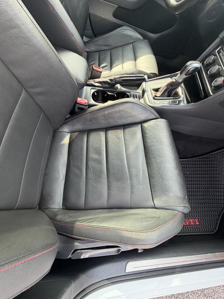 Volkswagen GTI SE 6A 4-Door 2016