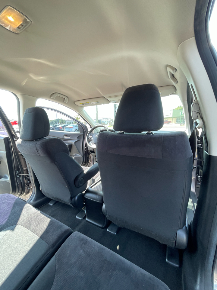 2013 Honda CR-V LX photo 14