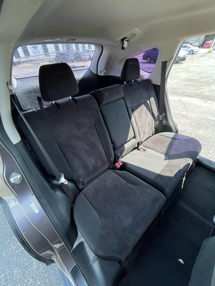 2013 Honda CR-V LX photo 16