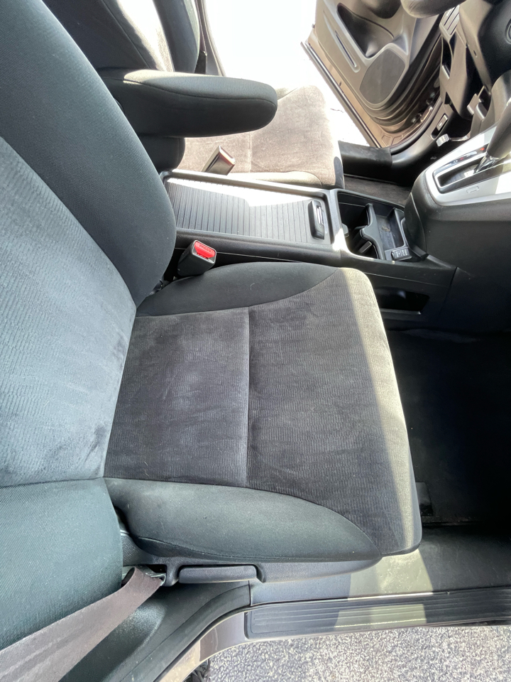 2013 Honda CR-V LX photo 18
