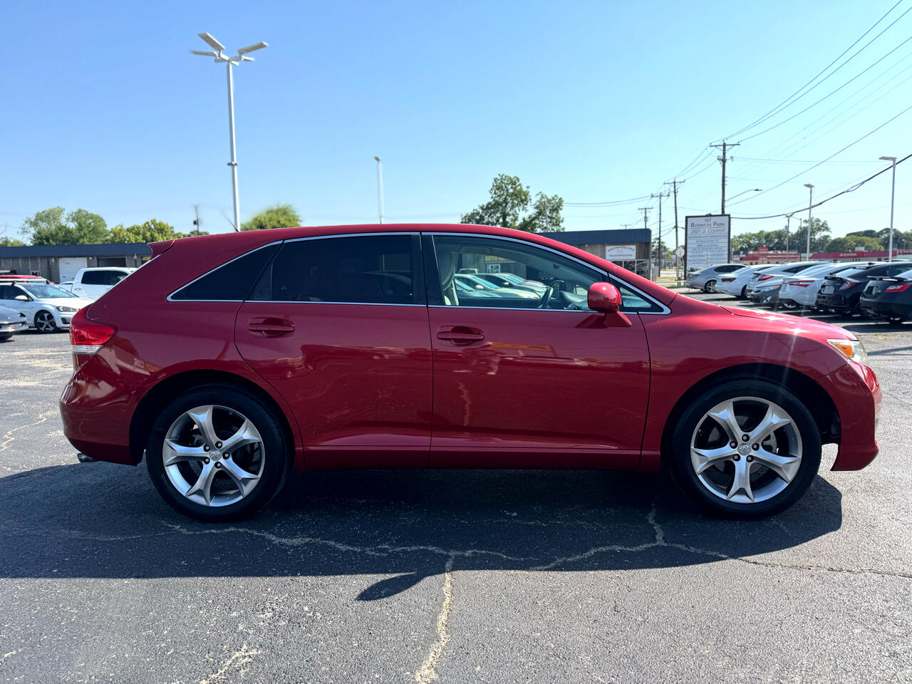 Toyota Venza FWD V6 2011 Toyota Venza FWD V6 2011