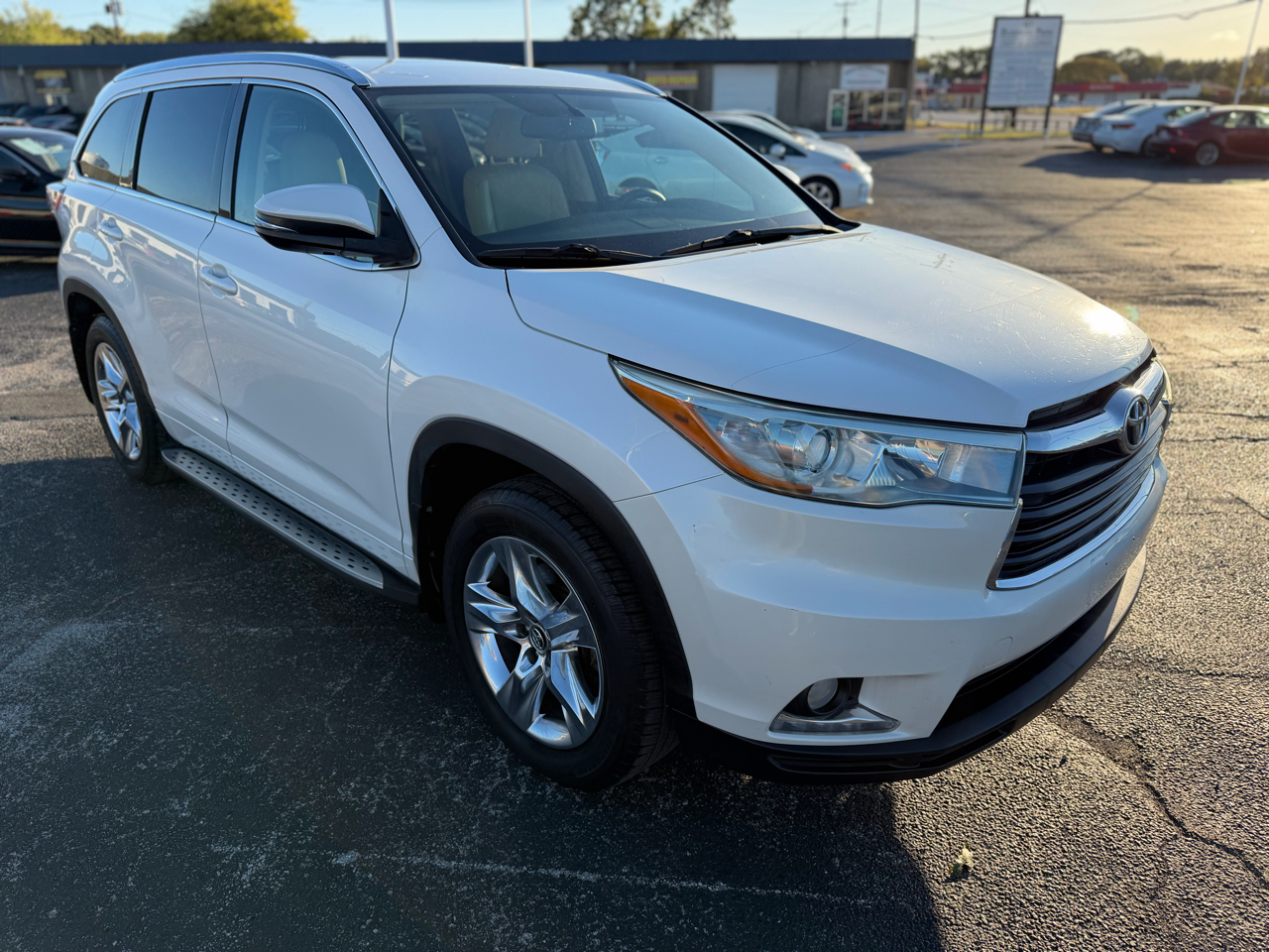 Toyota Highlander Limited FWD V6 2016 Toyota Highlander Limited FWD V6 2016