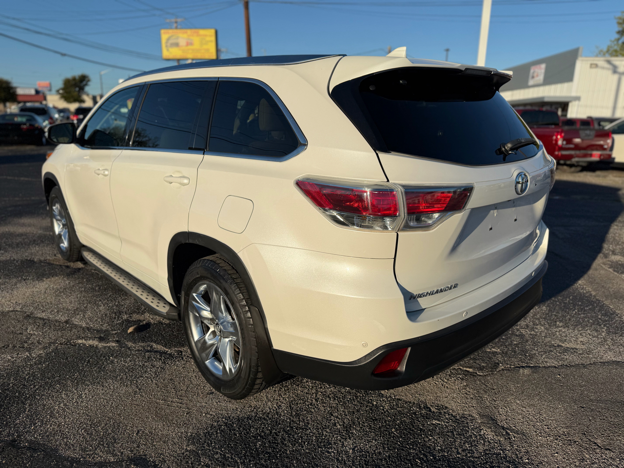 Toyota Highlander Limited FWD V6 2016 Toyota Highlander Limited FWD V6 2016
