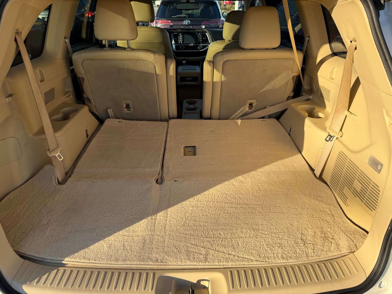 Toyota Highlander Limited FWD V6 2016 Toyota Highlander Limited FWD V6 2016