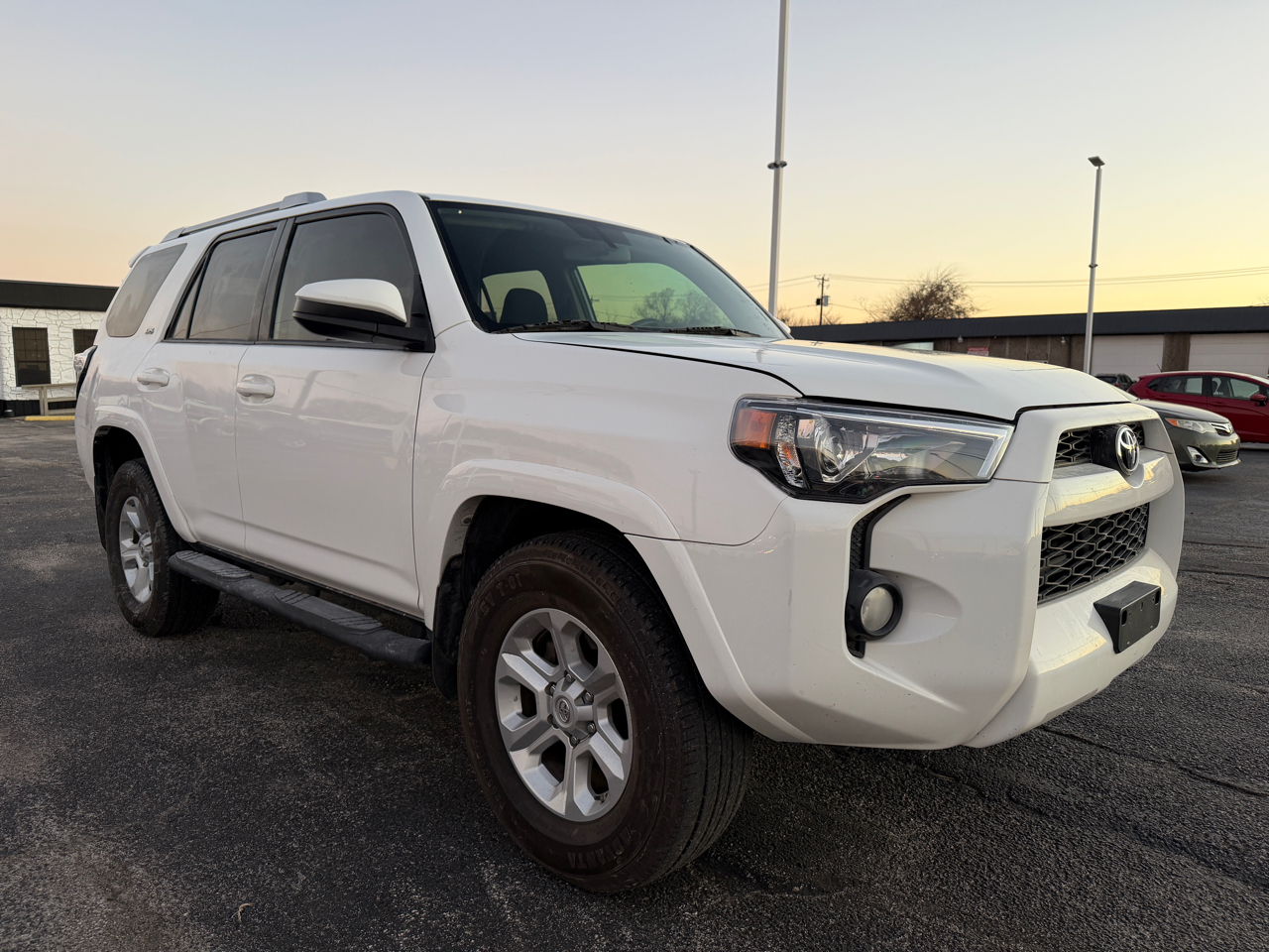 Toyota 4Runner SR5 2WD 2017