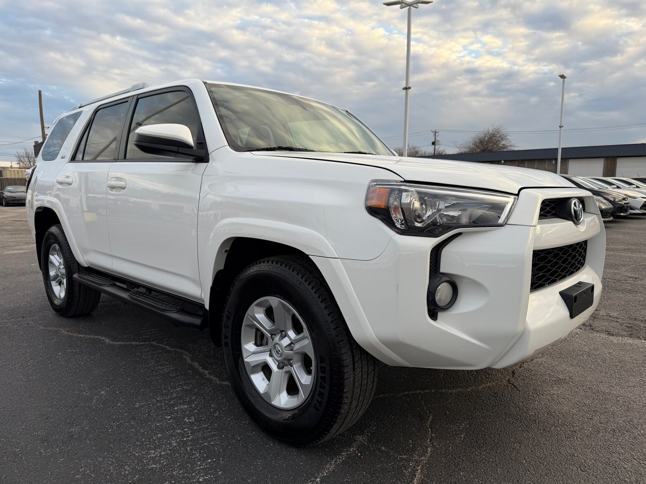 Toyota 4Runner SR5 2WD 2017