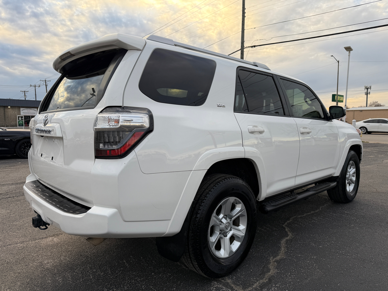 Toyota 4Runner SR5 2WD 2017