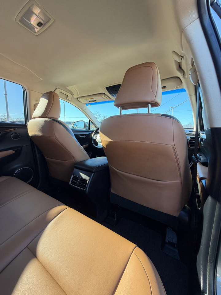 Lexus NX 200t FWD 2016