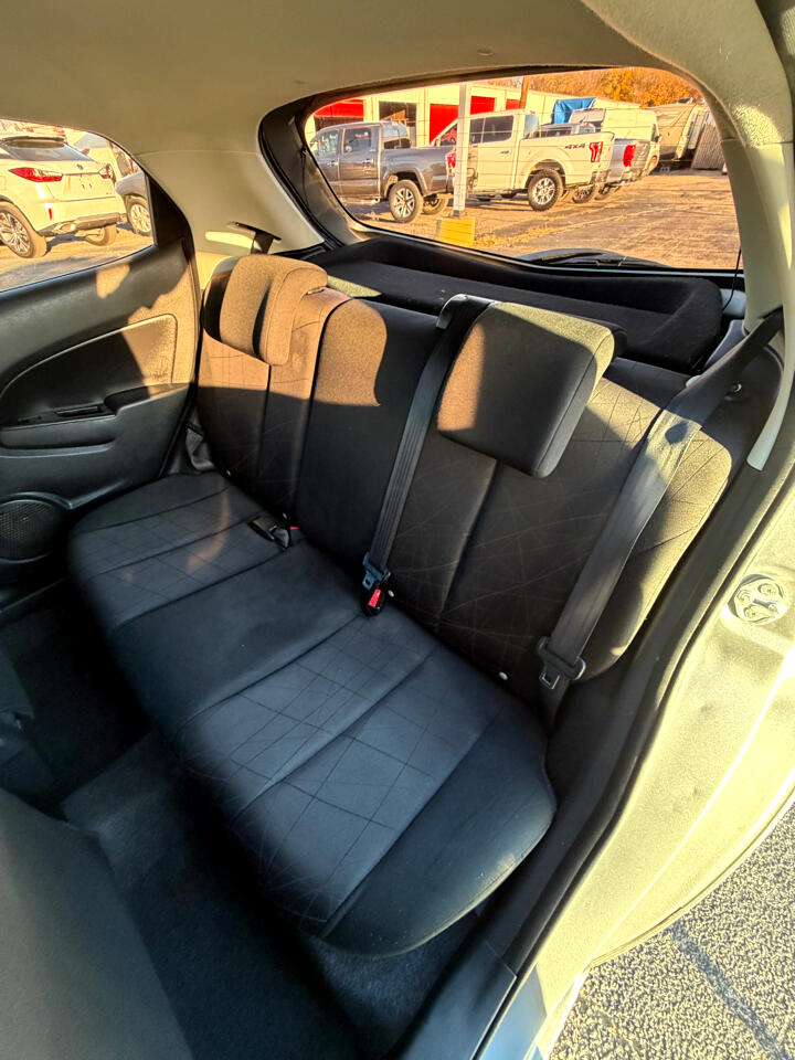 Mazda MAZDA2 Sport 2013