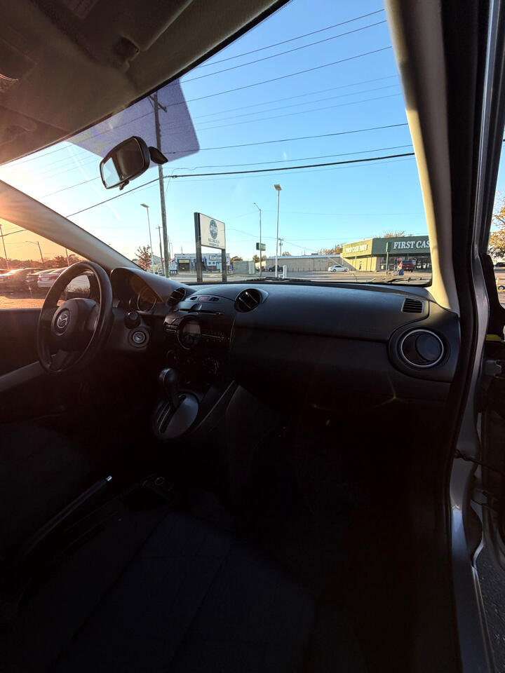 Mazda MAZDA2 Sport 2013