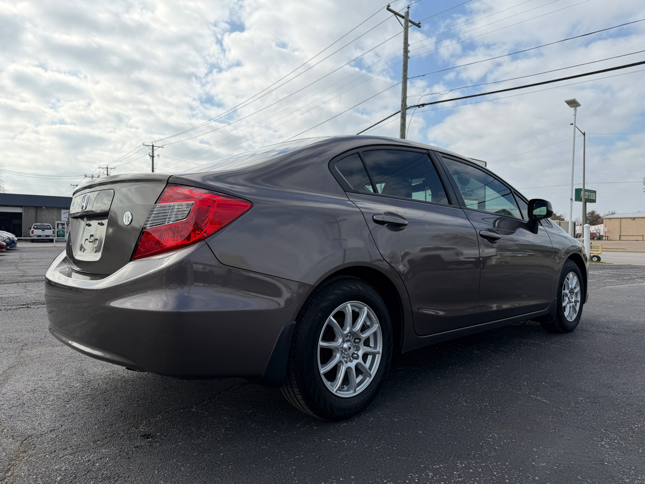 Honda Civic LX Sedan 5-Speed AT 2012