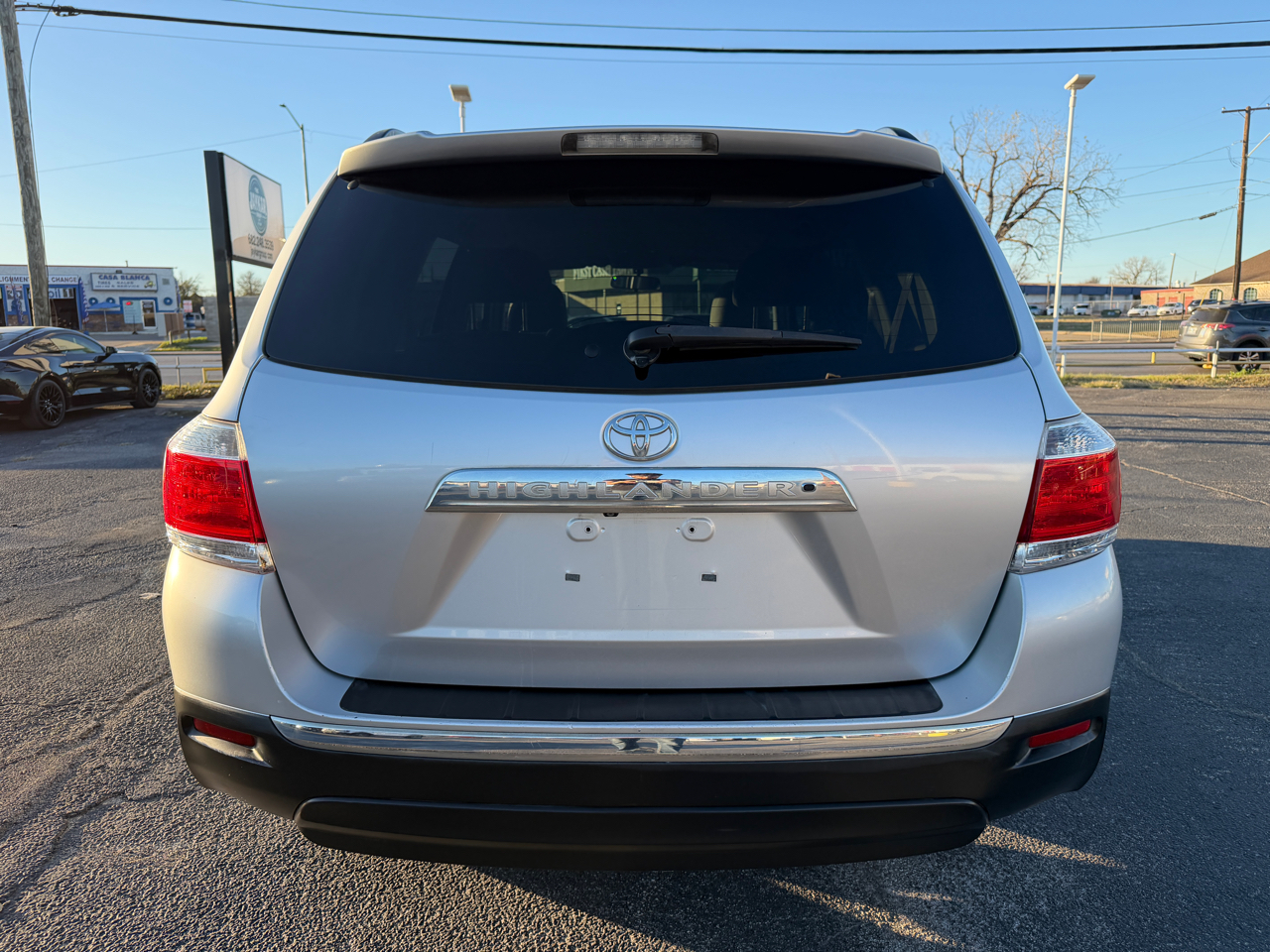 Toyota Highlander Base 2WD I4 2012