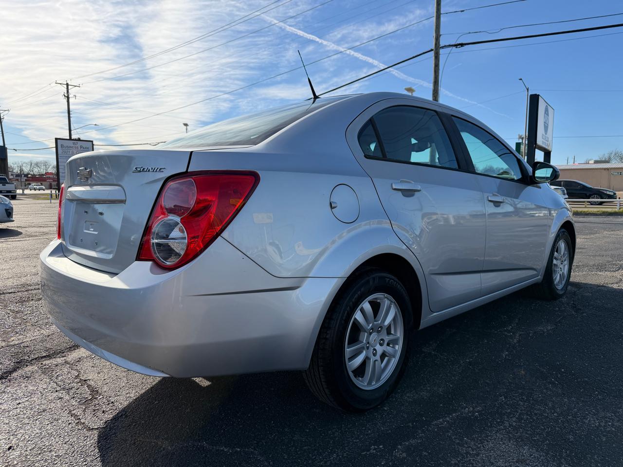 Chevrolet Sonic 2LS Sedan 2012