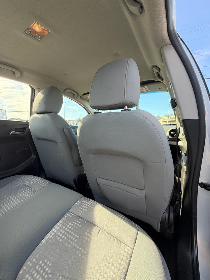 Chevrolet Sonic 2LS Sedan 2012